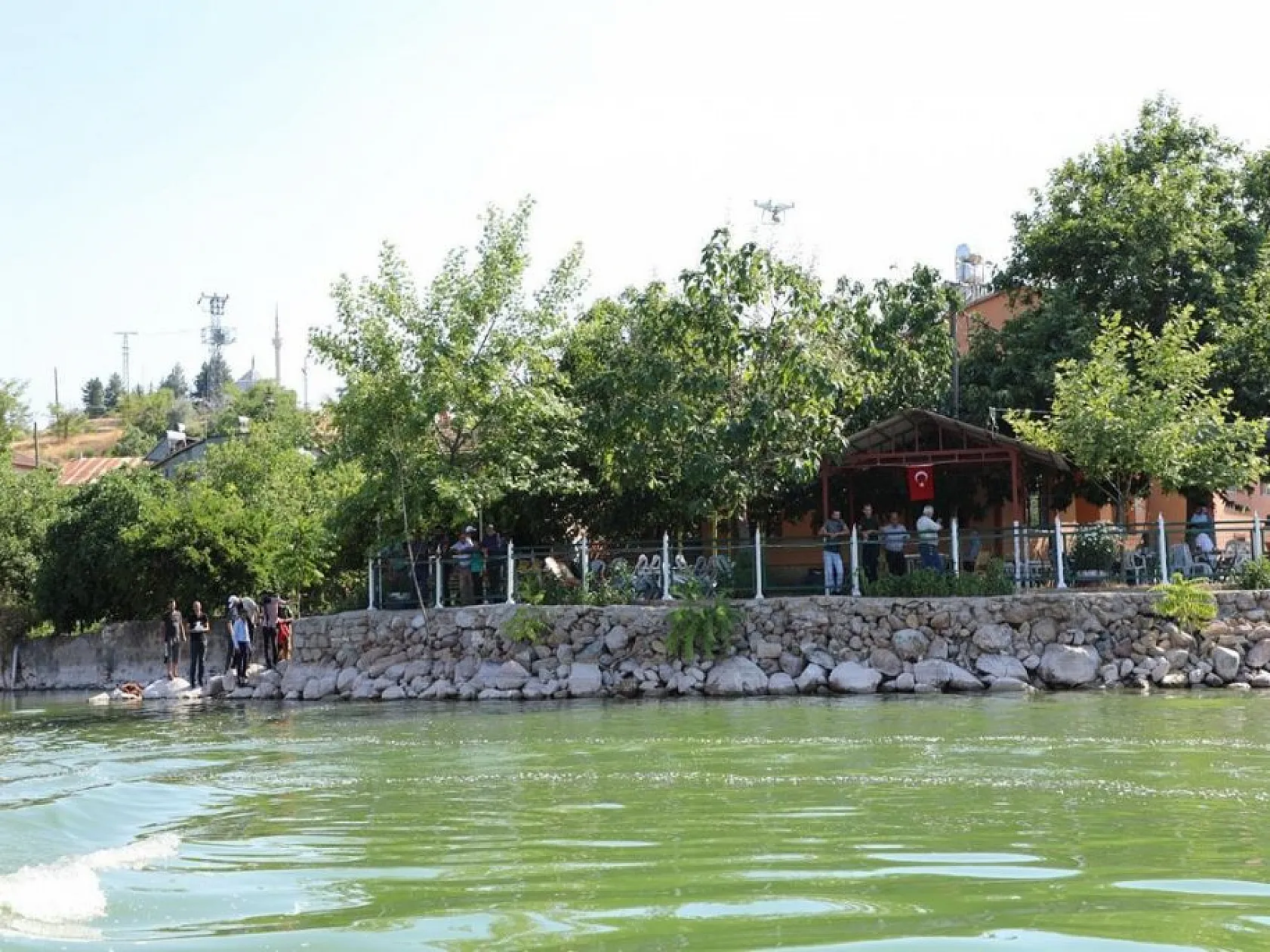 Bir zamanların eşsiz manzarasına sahip köyünü kuraklık vurdu