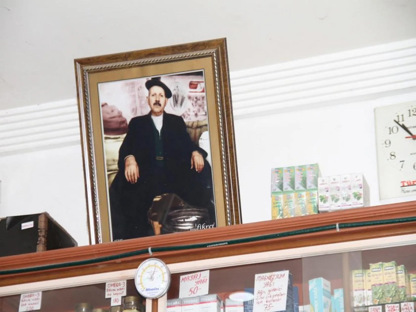 Bu aile 3 kuşaktır Elazığ'a şifa dağıtıyor