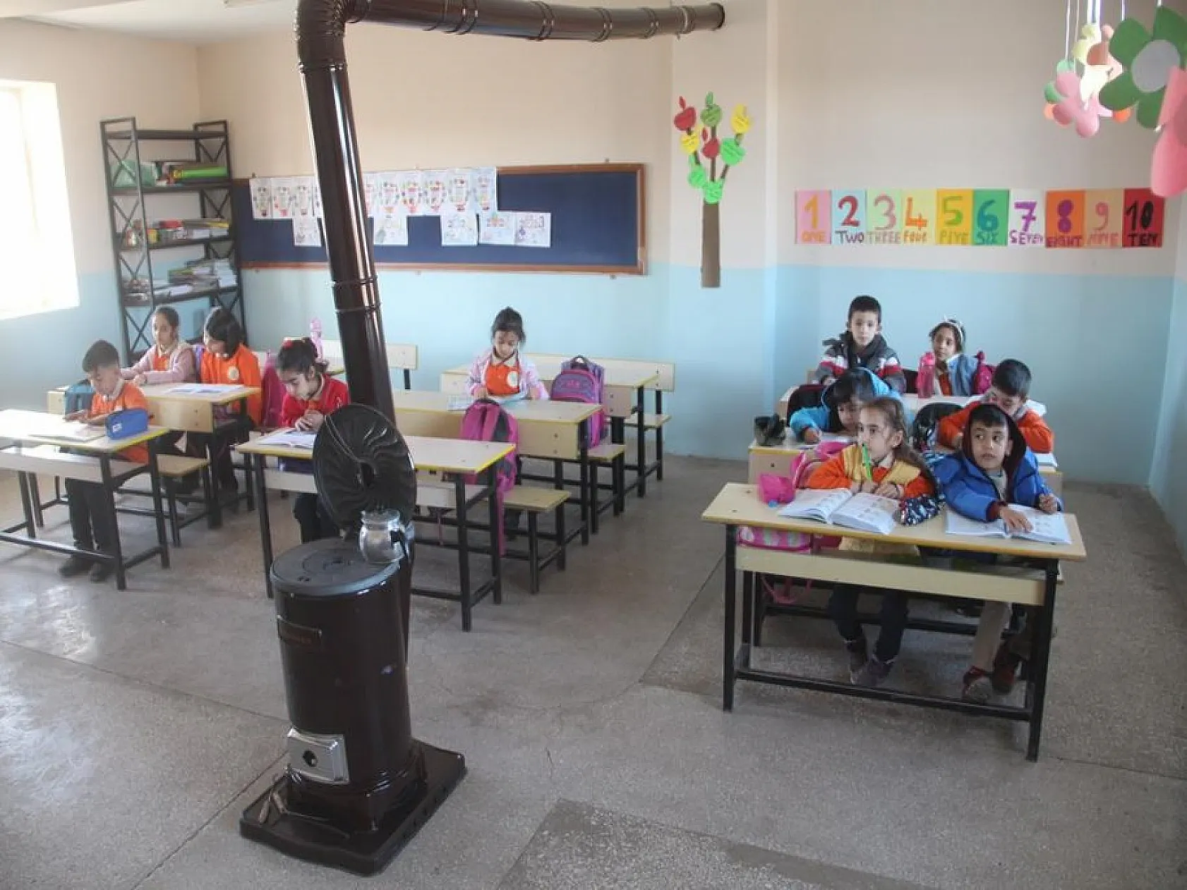 Elazığ'da atıl durumundaki okullar köy yaşam merkezine dönüştürüldü