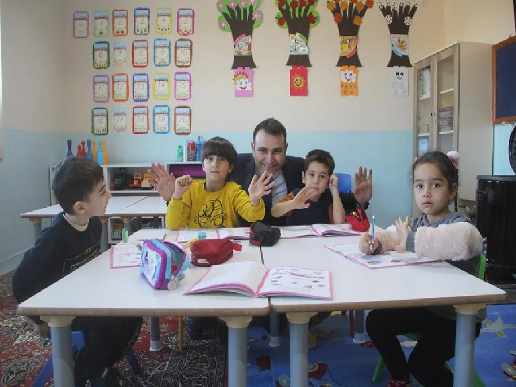 Elazığ'da atıl durumundaki okullar köy yaşam merkezine dönüştürüldü