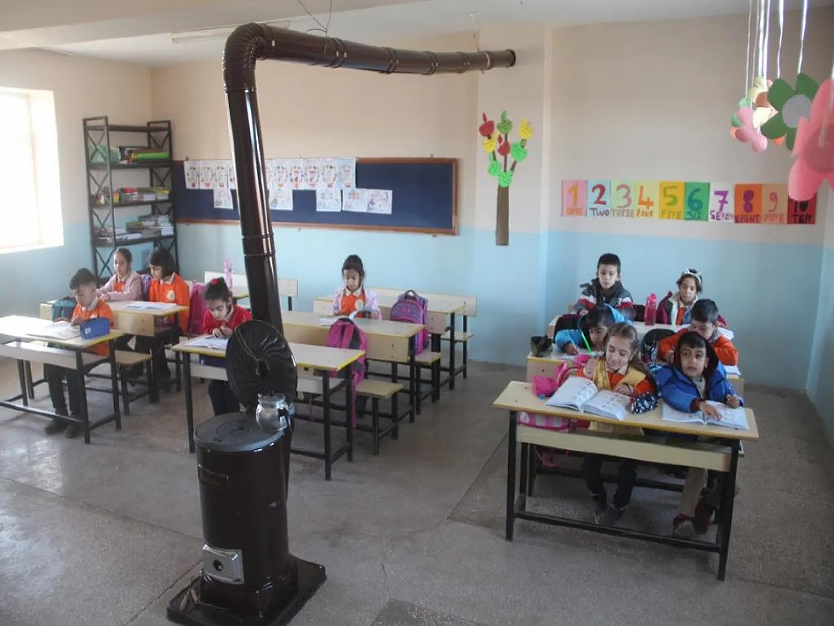 Elazığ'da atıl durumundaki okullar köy yaşam merkezine dönüştürüldü