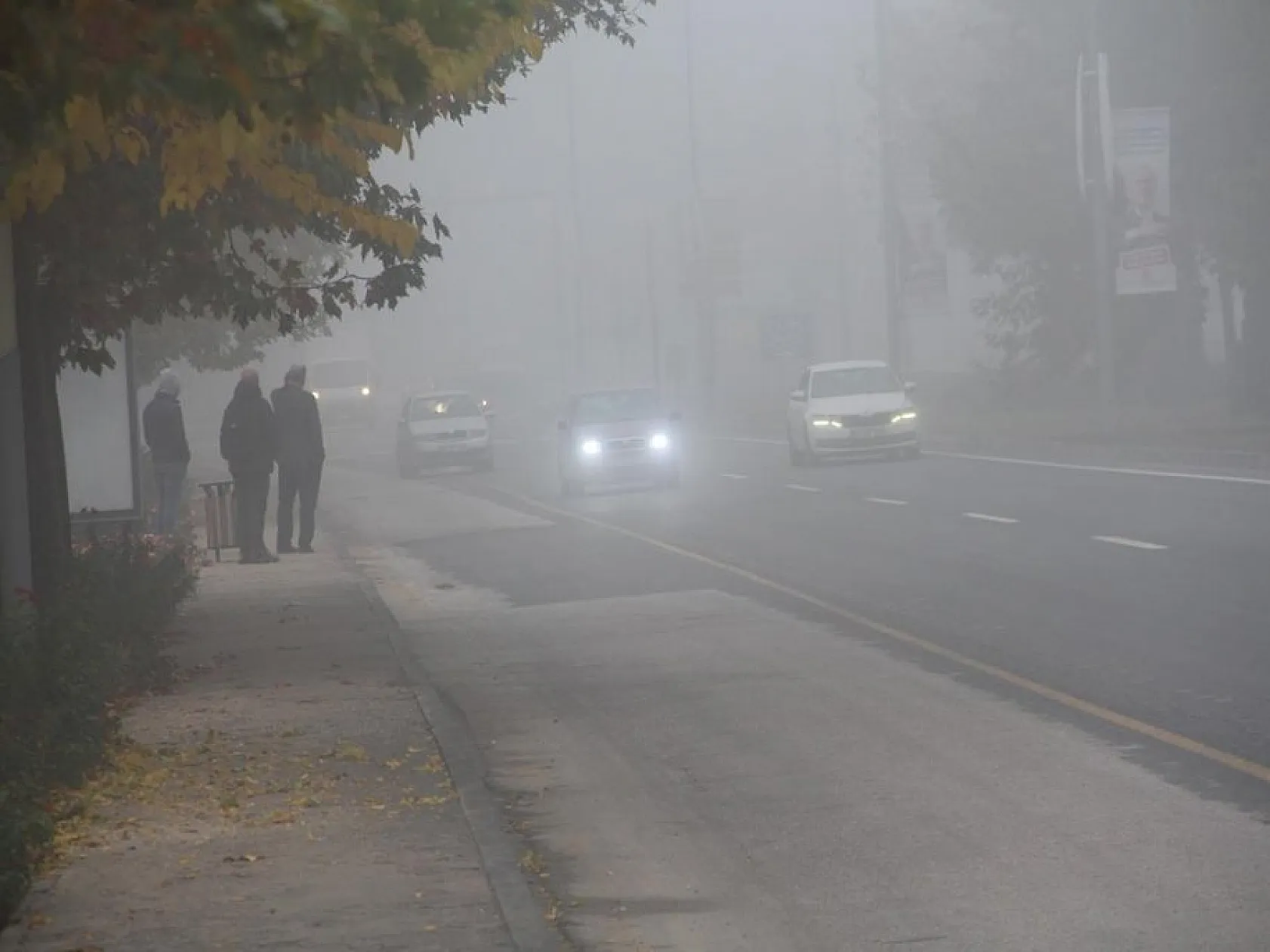 Elazığ'da sis ile sonbaharın buluşması doyumsuz, keyifli görüntüler oluşturdu