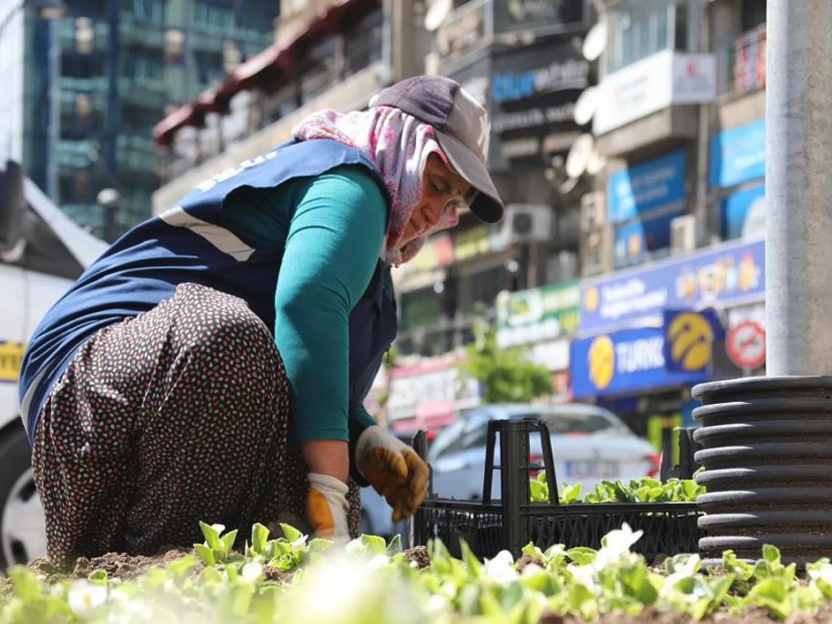 Elazığ, kadın eliyle güzelleşiyor