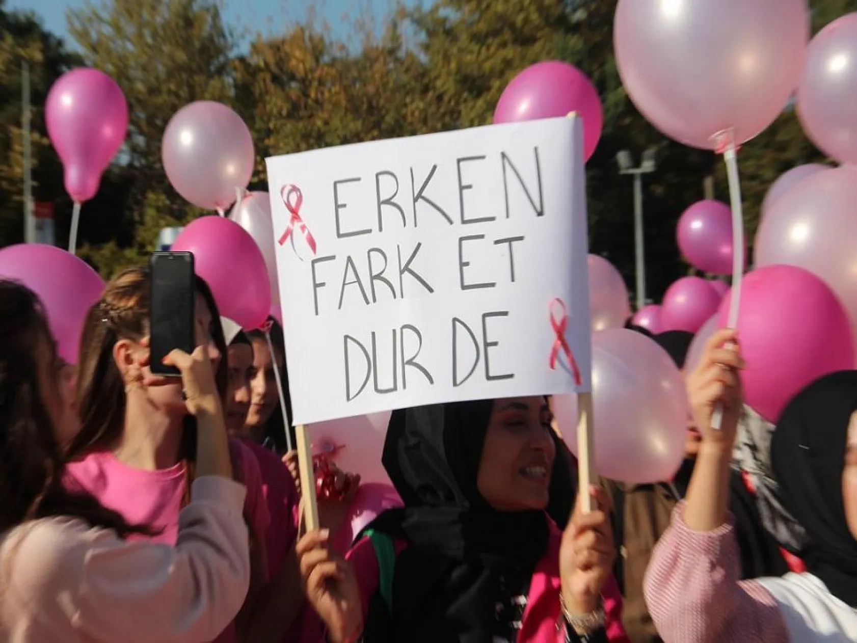 Elazığ'da 'Meme Kanseri Farkındalık' yürüyüşü