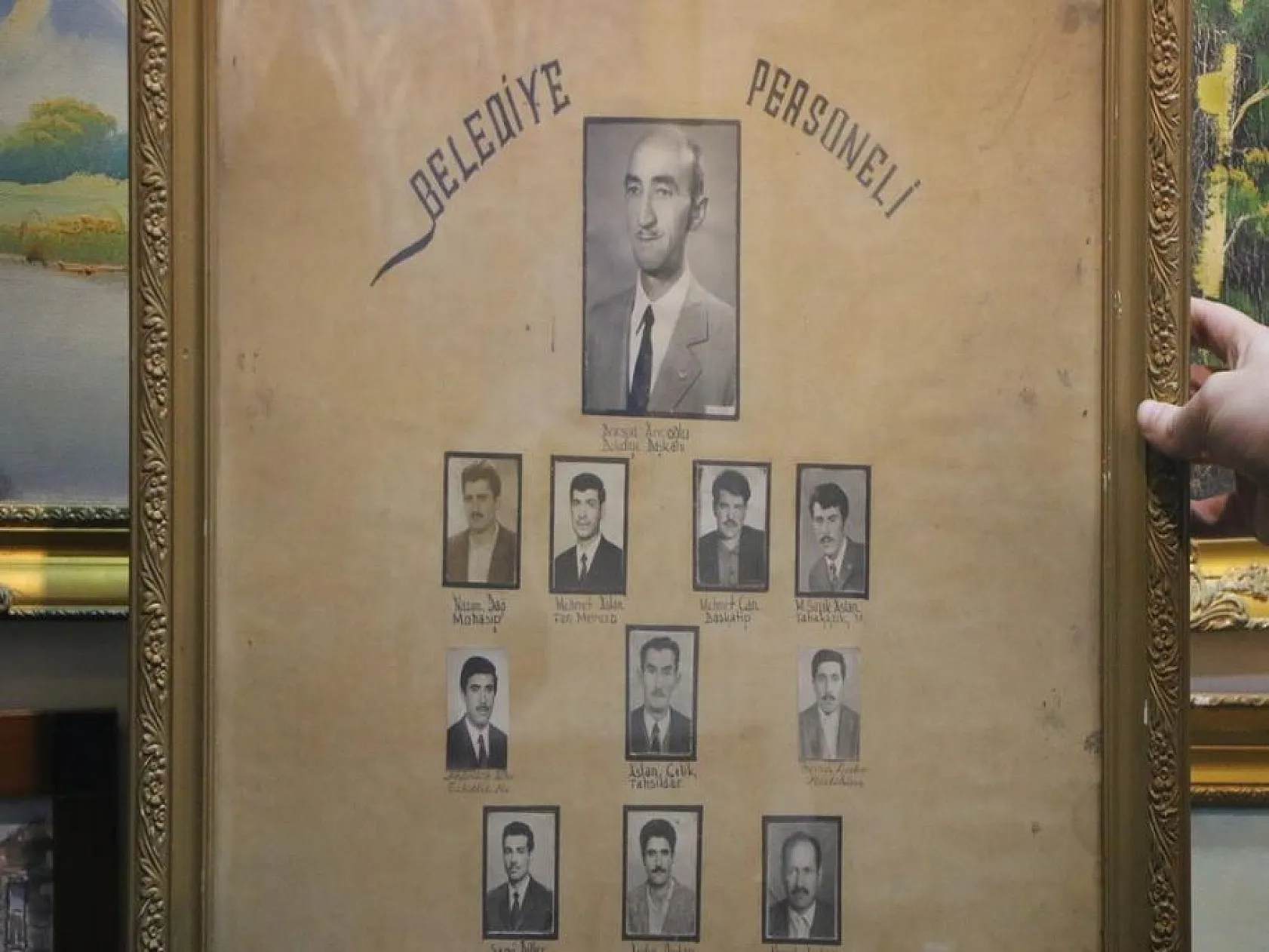 Emekli askerin antika koleksiyonu görenleri geçmişe götürüyor