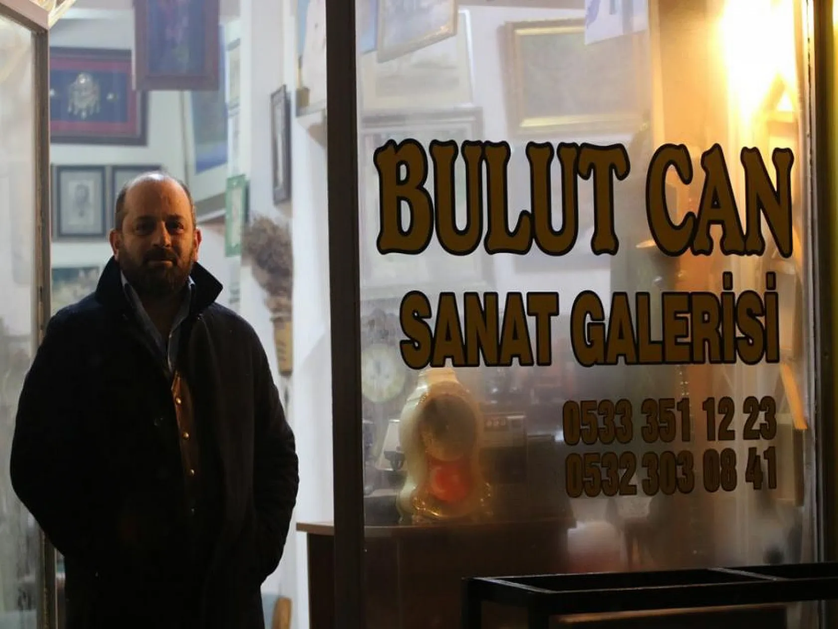 Emekli askerin antika koleksiyonu görenleri geçmişe götürüyor