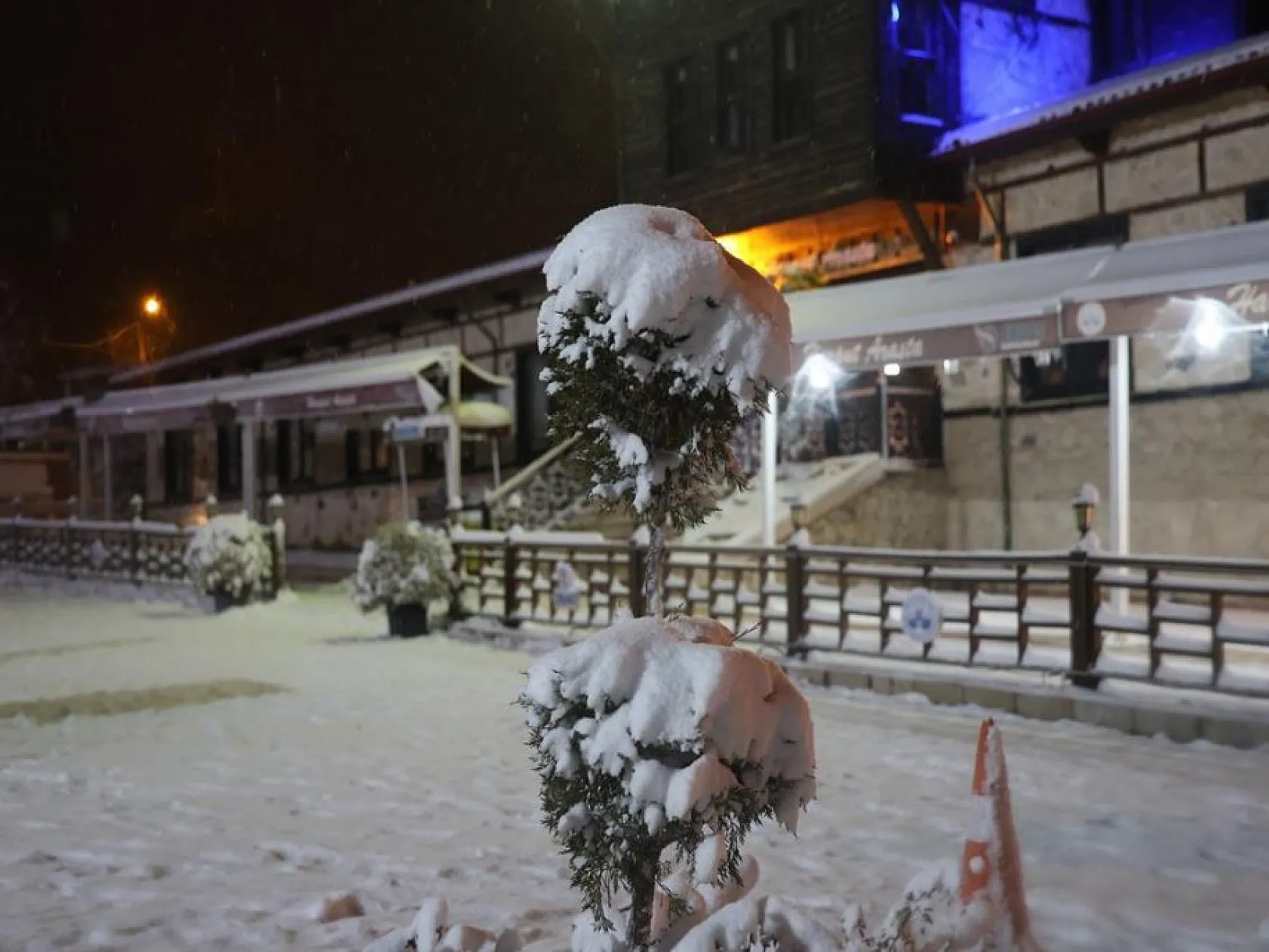 Harput adeta bir kış masalına dönüştü!
