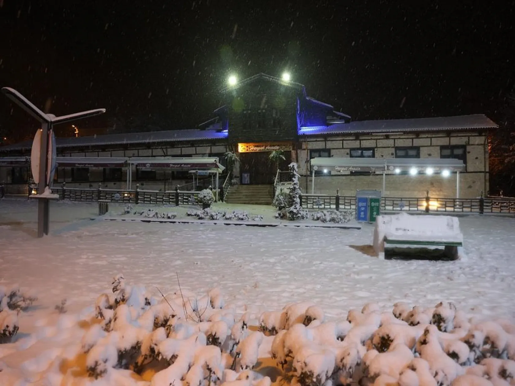 Harput adeta bir kış masalına dönüştü!
