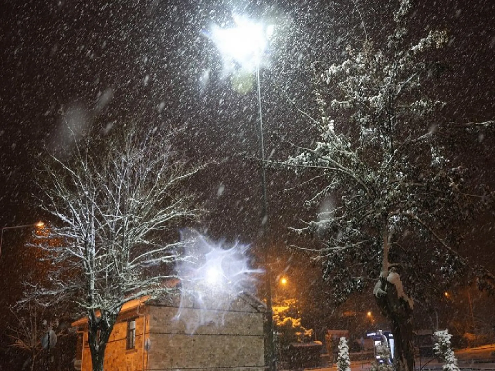 Harput adeta bir kış masalına dönüştü!