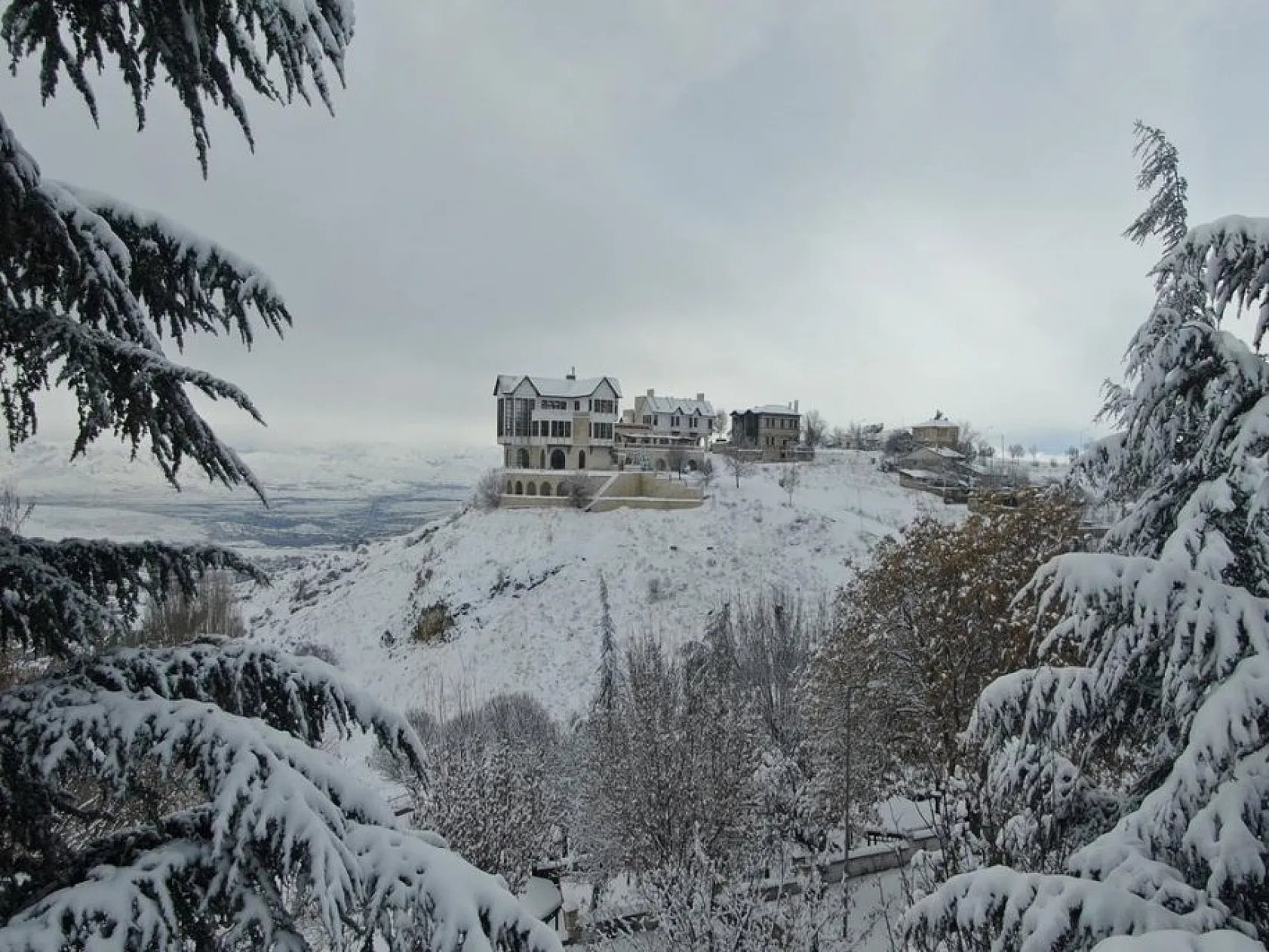 Her mevsimde farklı bir güzellik sunuyorsun Harput!