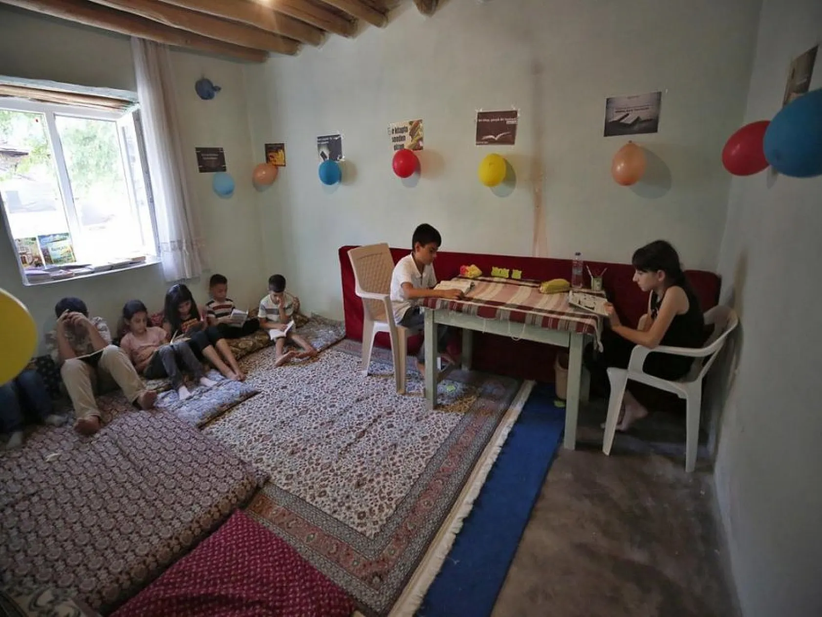 77 yaşındaki Keban'lı Saniye nineden örnek davranış!