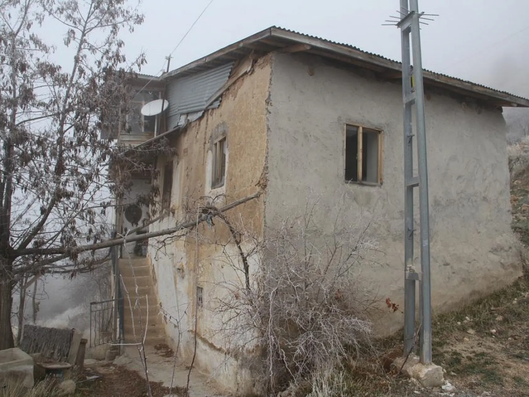 Şehit Fethi Sekin'in doğup büyüdüğü köy evi ilk kez görüntülendi