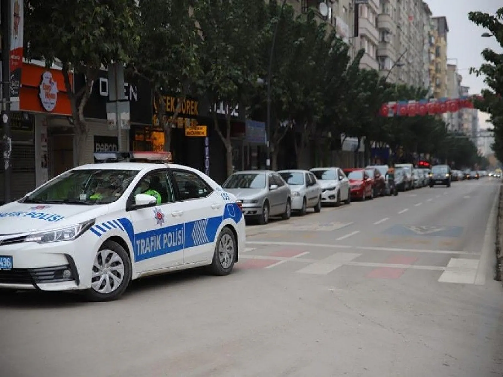 Sessizliğe bürünen kent drone ile havadan görüntülendi