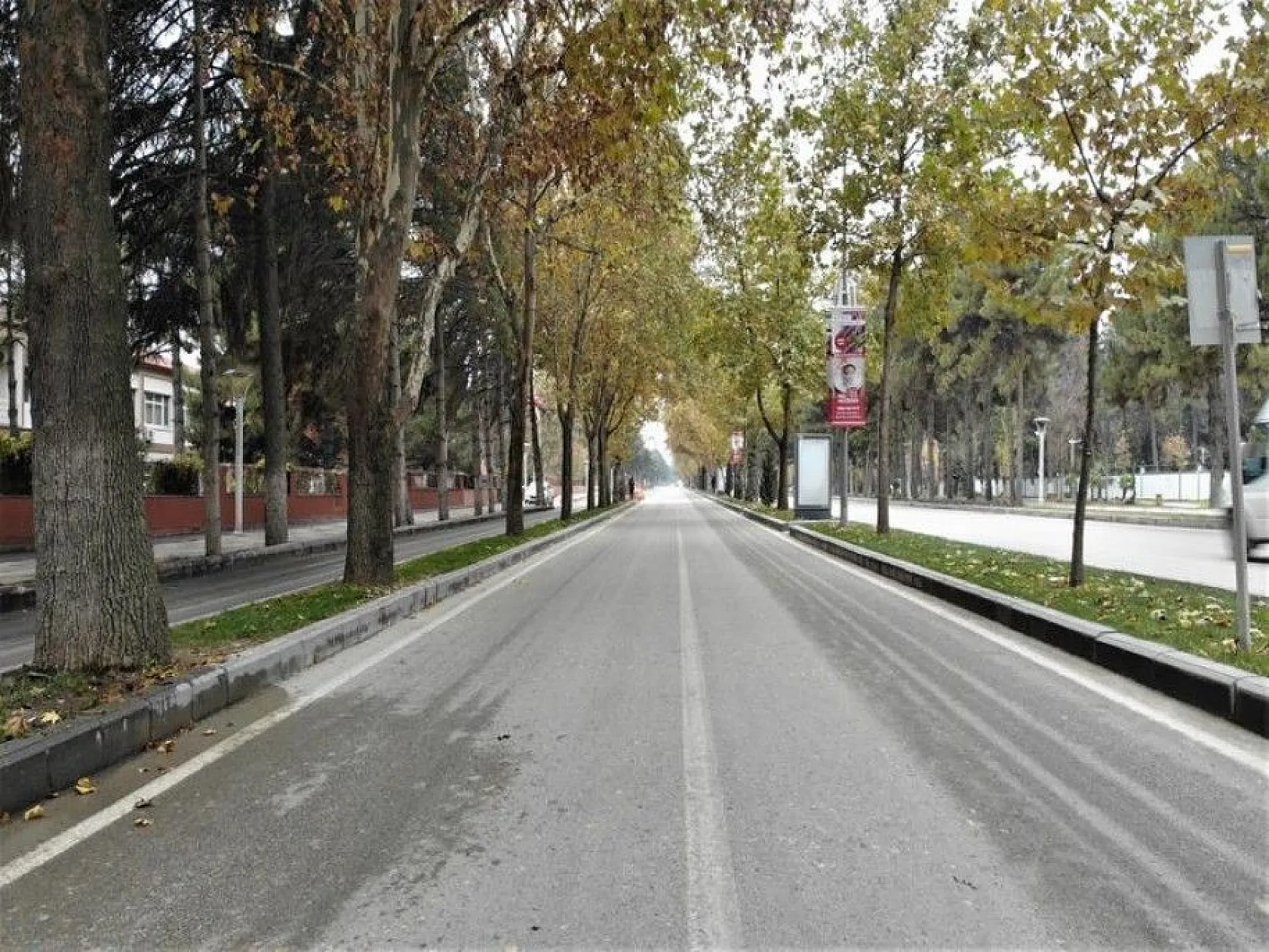 Sessizliğe bürünen kent drone ile havadan görüntülendi