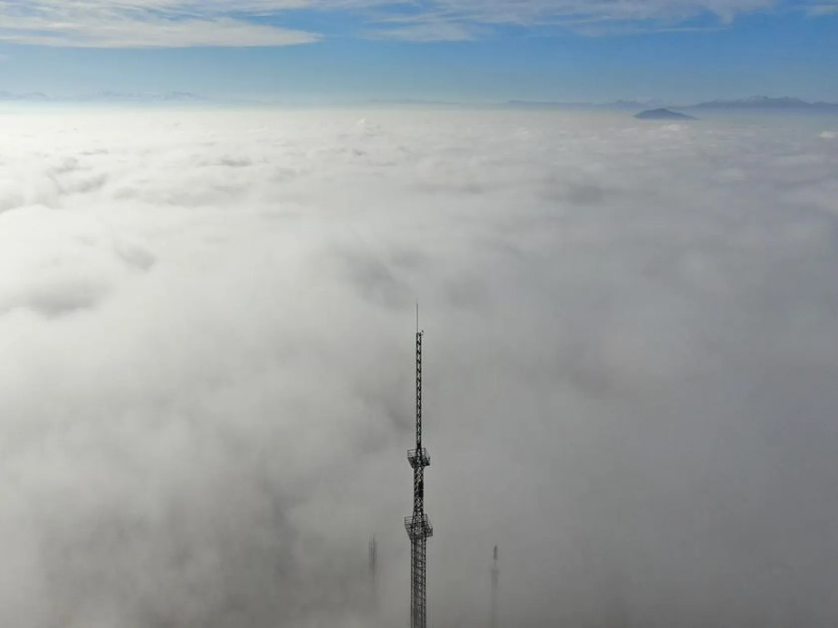 Elazığ sis denizinde kayboldu, eşsiz görüntüler oluştu