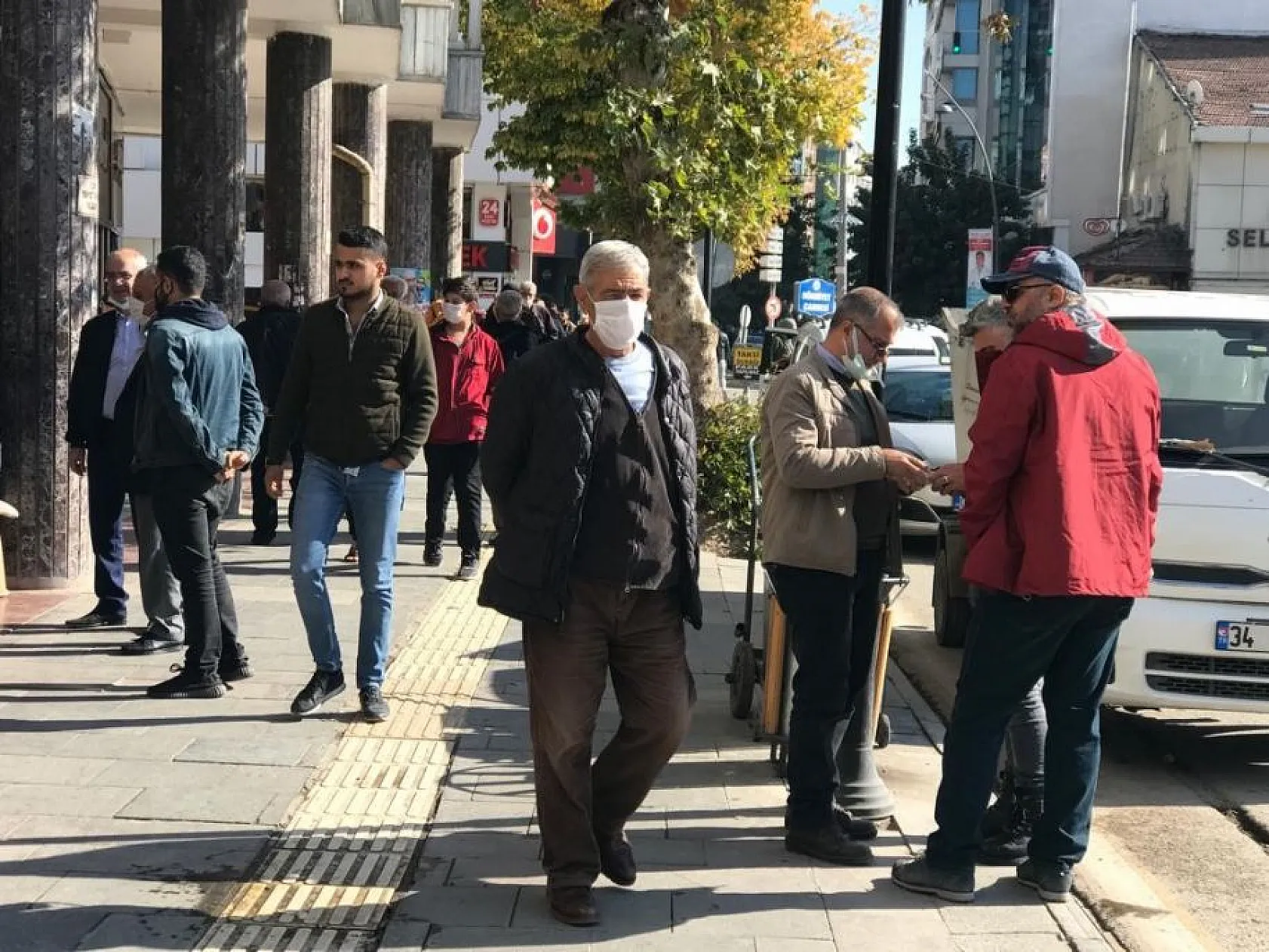 Elazığ'da aşılama artıyor vaka sayıları düşüyor