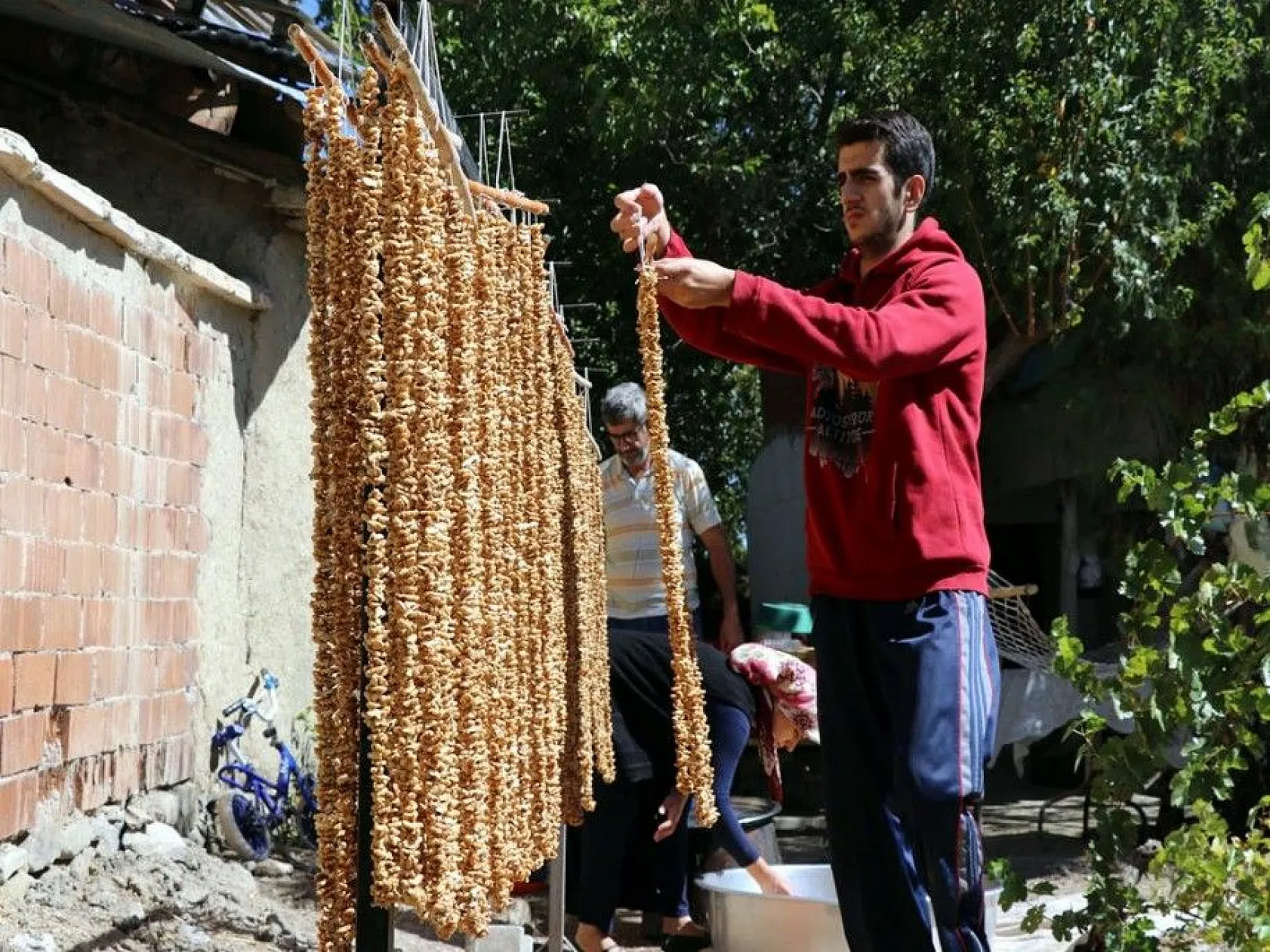 Elazığ'da kazanlar 'orcik' yapımı için kaynıyor