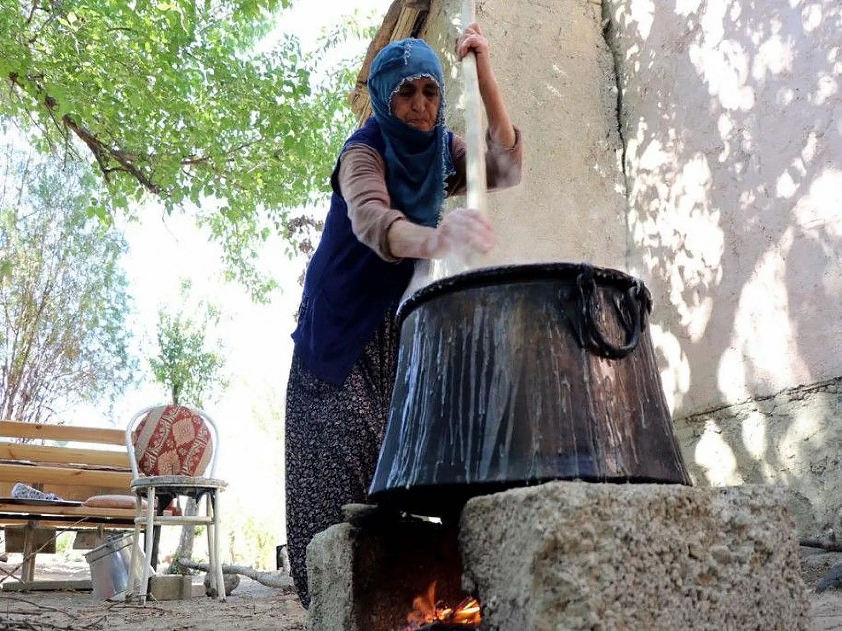 Elazığ'da kazanlar 'orcik' yapımı için kaynıyor
