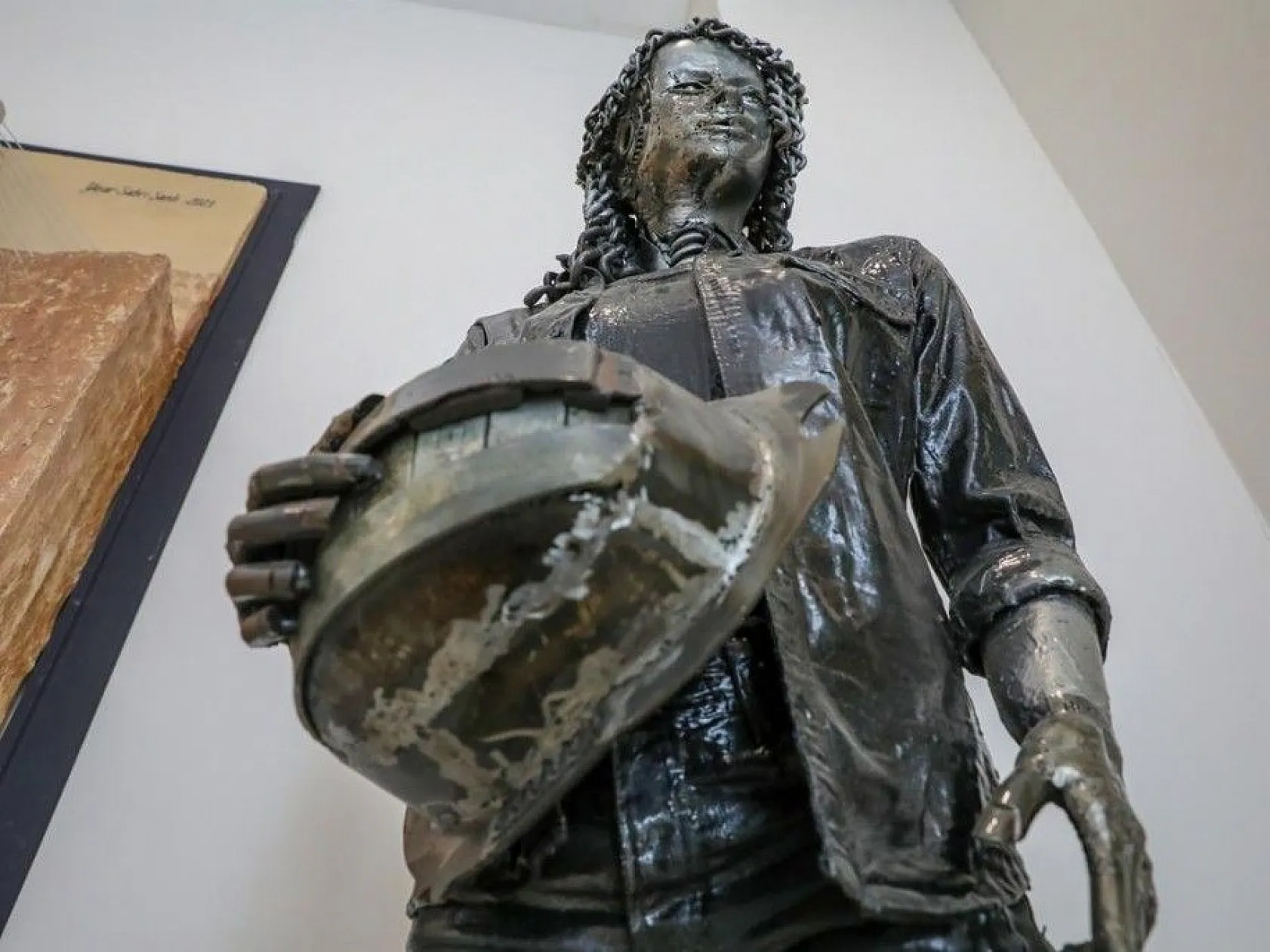 Kömürhan Köprüsü'nün inşaat atıkları sanat eserine dönüştü