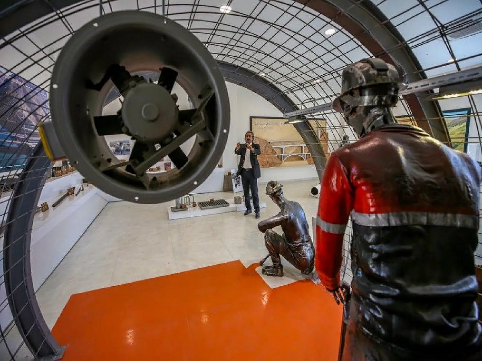 Kömürhan Köprüsü'nün inşaat atıkları sanat eserine dönüştü