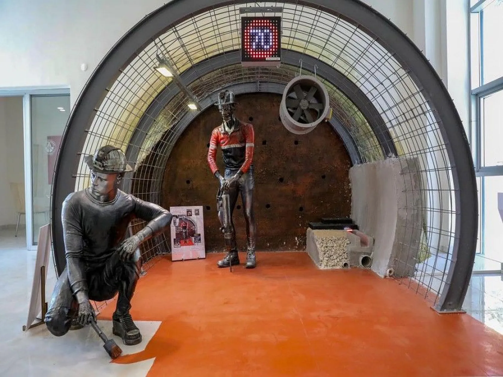 Kömürhan Köprüsü'nün inşaat atıkları sanat eserine dönüştü