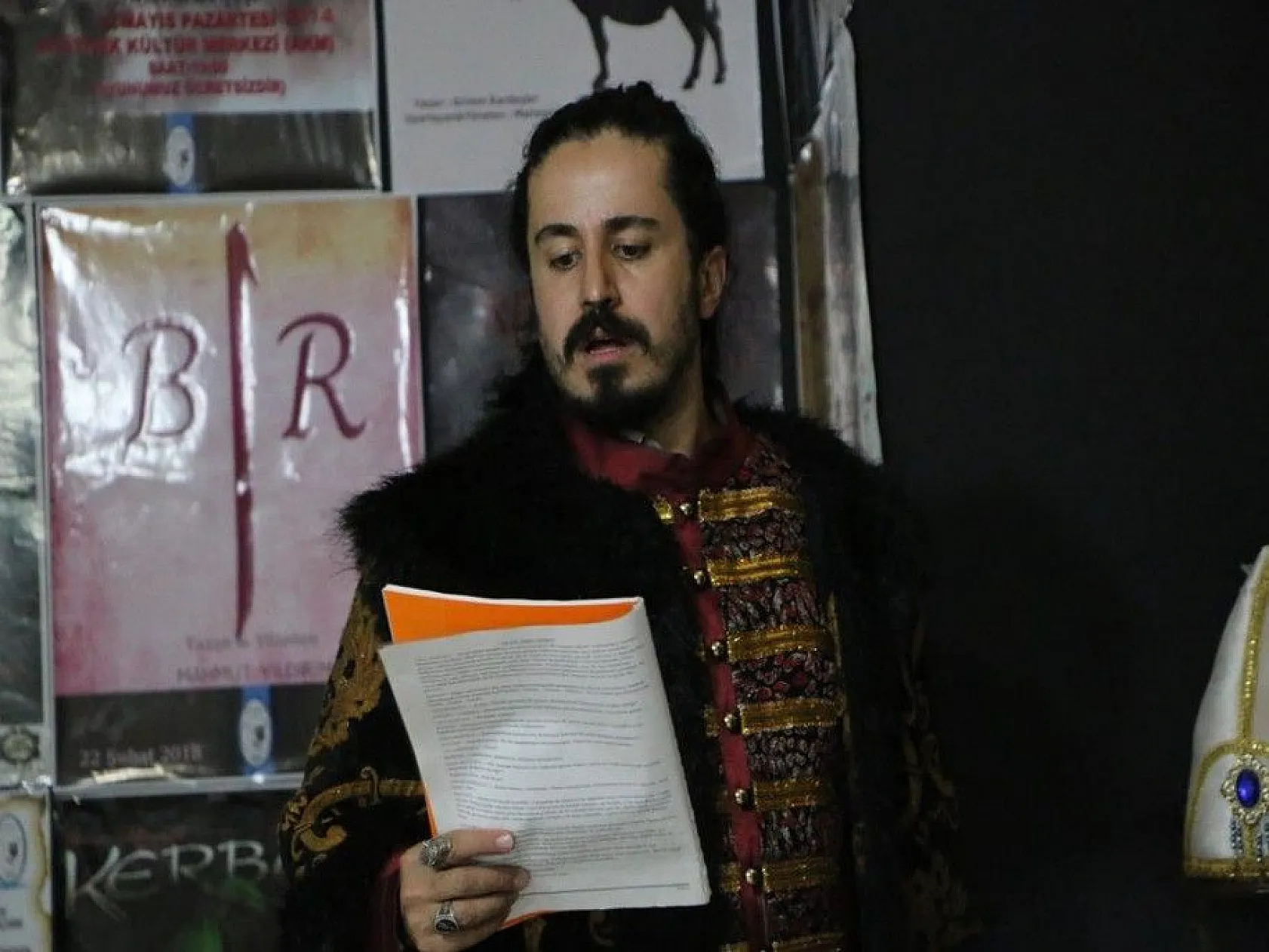 Küçük bir çay ocağında kurulan tiyatro atölyesi marka haline geldi