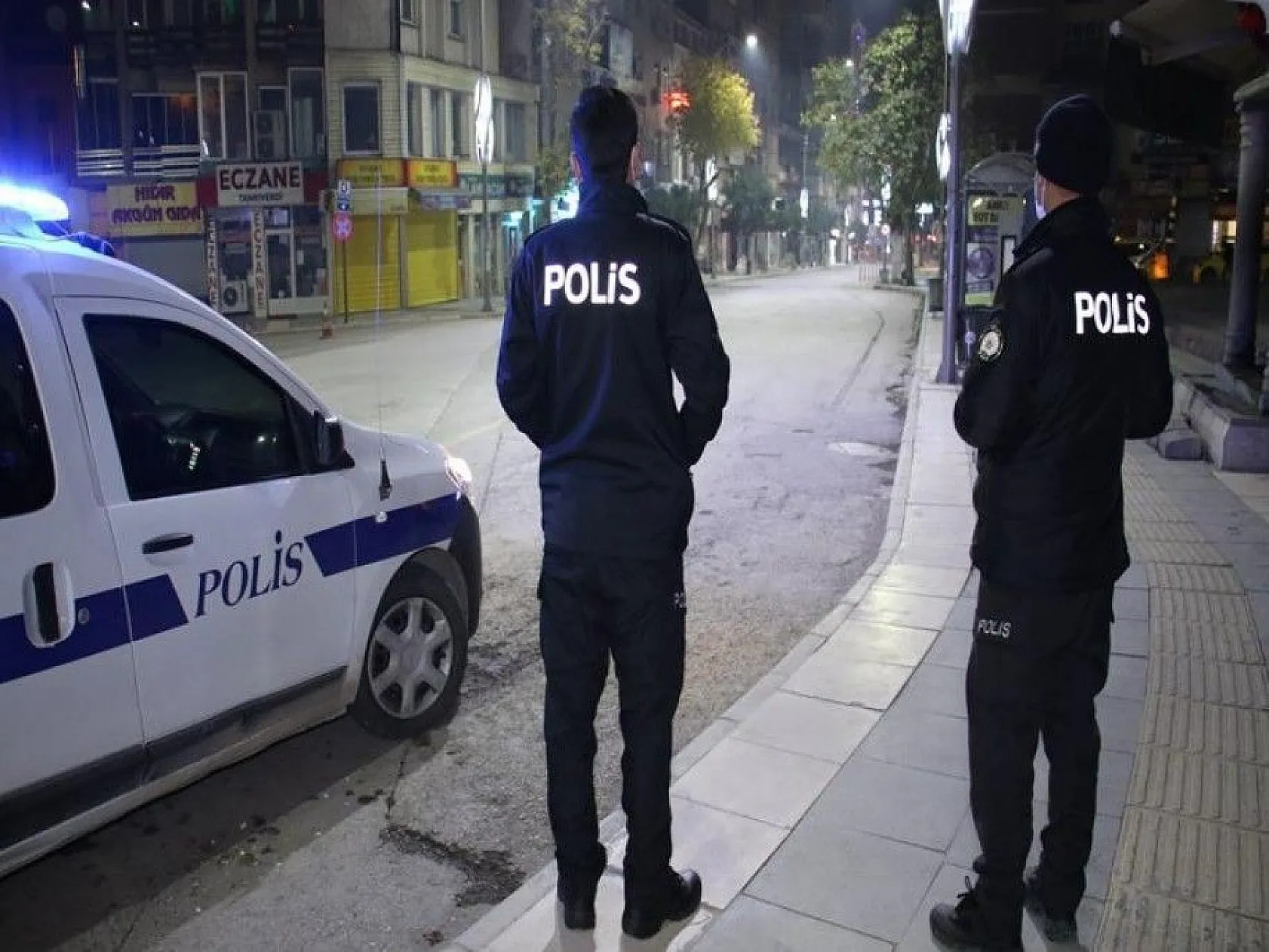 Sokağa çıkma kısıtlaması ile Elazığ sessizliğe büründü