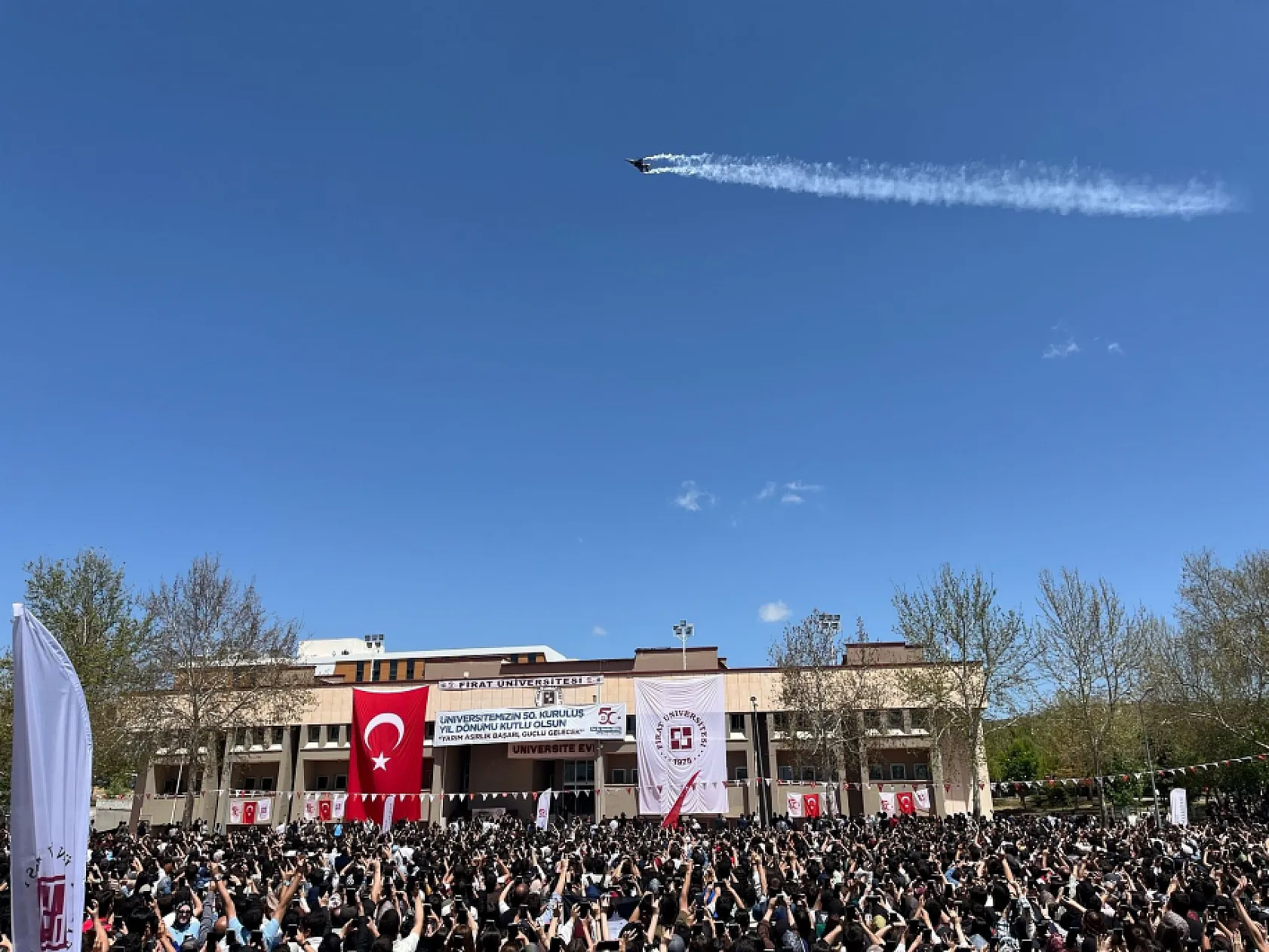 Detayları Rektör Göktaş Açıkladı! İşte Elazığ'da Üniversite Okumanın 7 Büyük Avantajı!