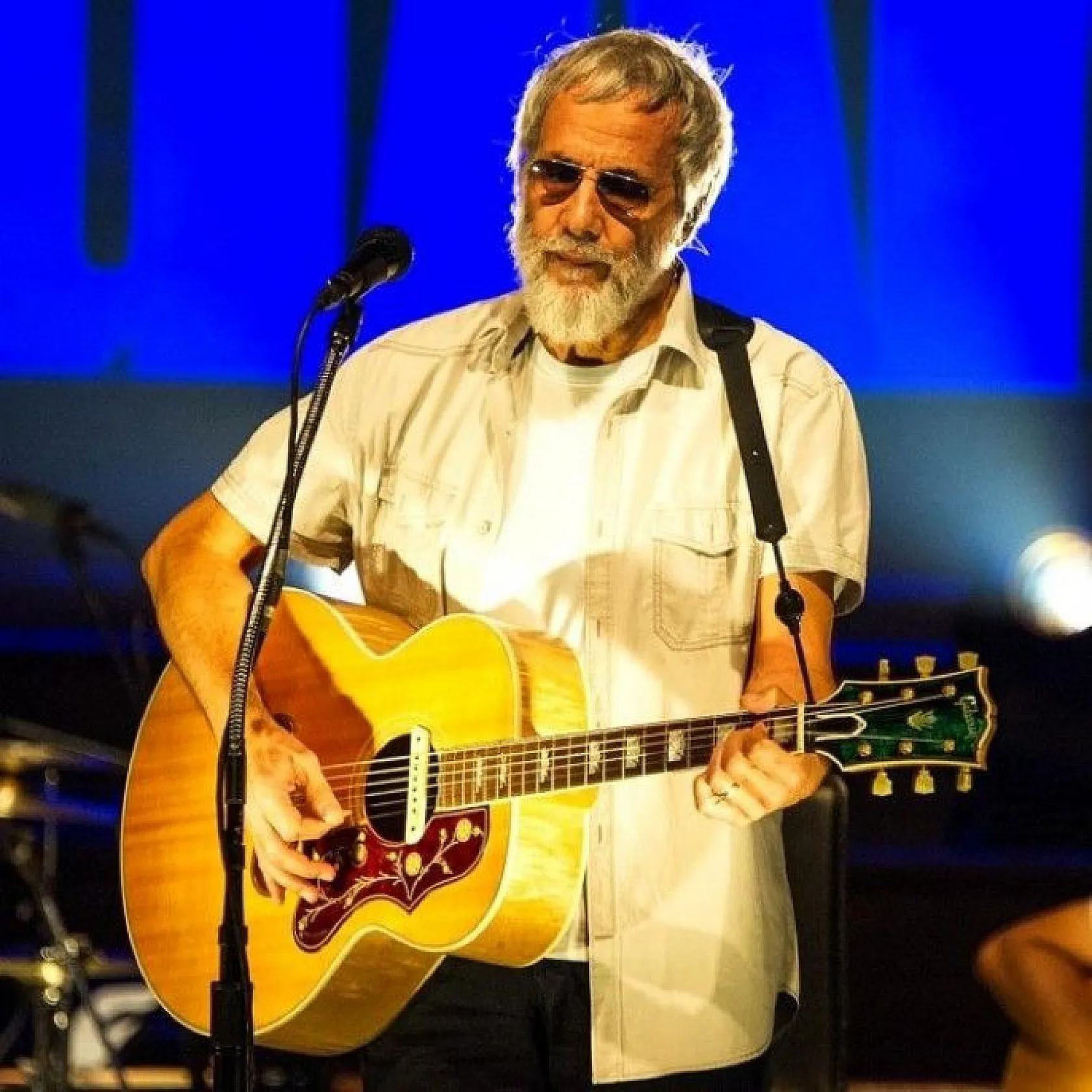 Yusuf İslam'ı Müslümanlığa iten olay tüyleri diken diken ediyor