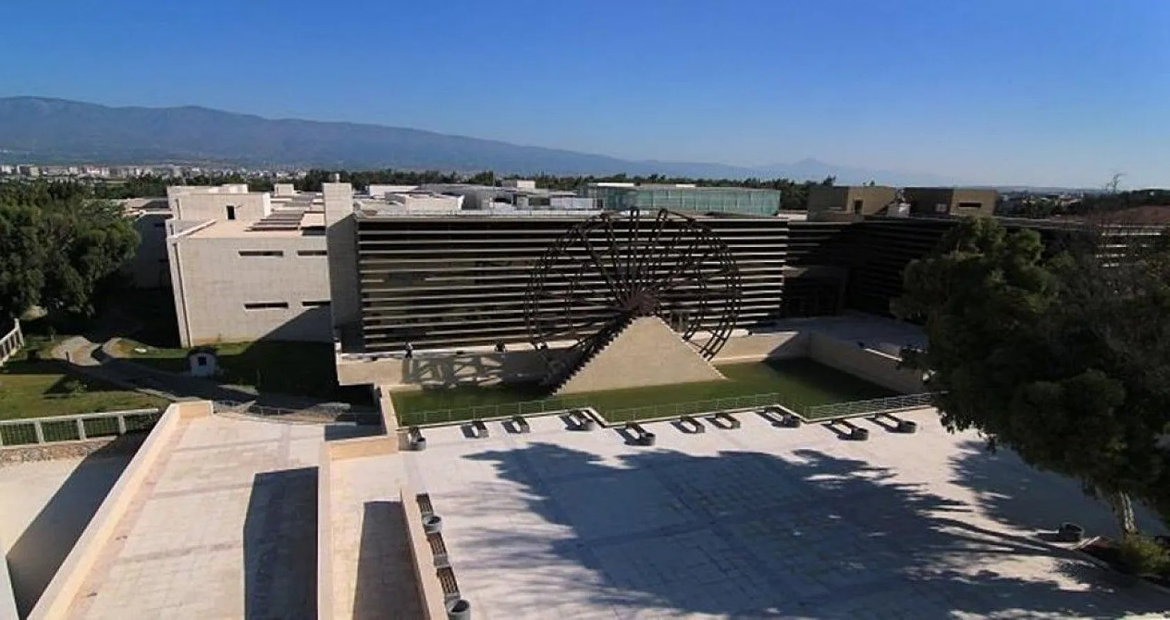 Evden çıkmadan 33 sanal müzeyi ziyaret etmek ister misiniz?