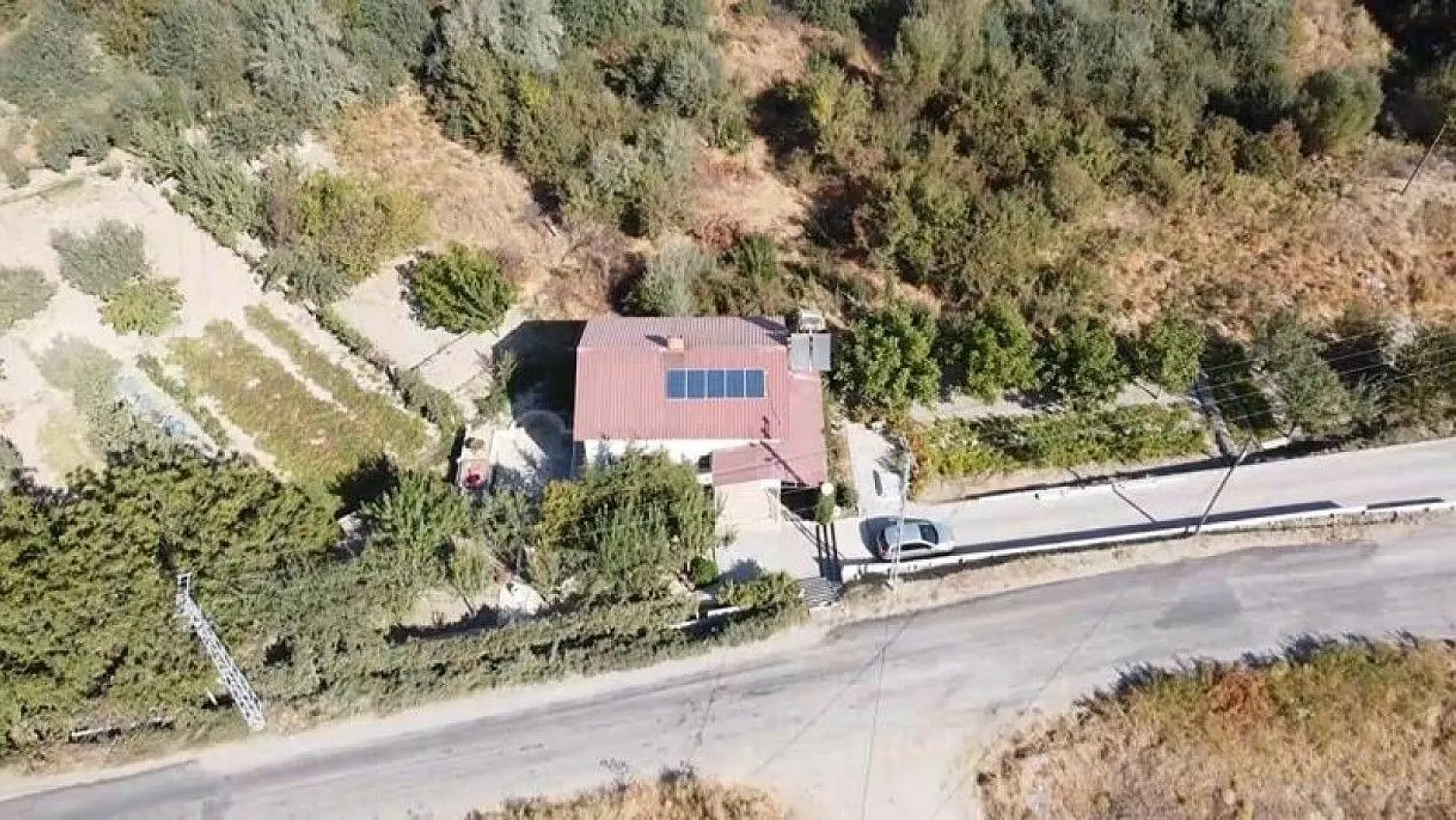 2 köyde çatılara kuruldu, artık kendi elektriklerini üretecekler