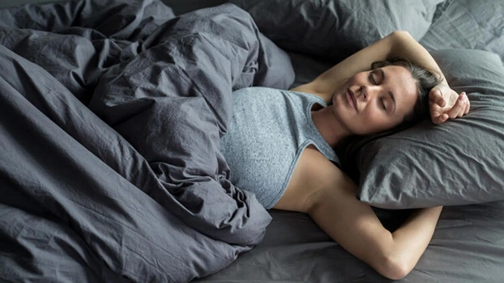 Ne ağrı ne de sızı bırakıyor, mutlaka böyle uyuyun!