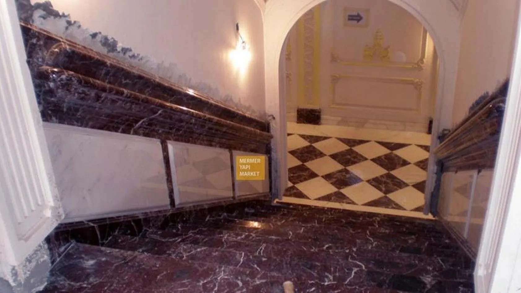 Dünyada sadece Elazığ'da üretiliyor rengi görenleri hayran bırakıyor!