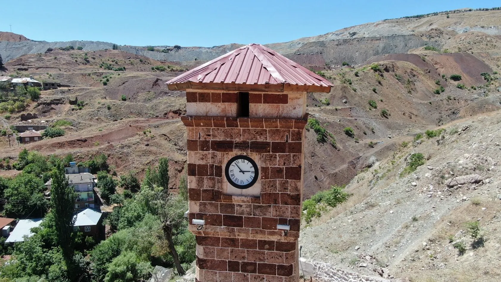 Elazığ'ın tarihi ve kültürel cevheri 'Maden' tescilli yapıları ile dikkat çekiyor!
