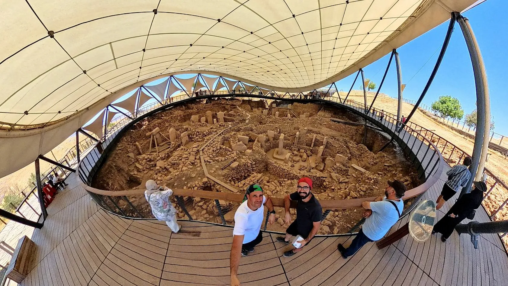 Elazığlı sporculardan 450 km'lik bisiklet turu: Nemrut ve göbeklitepe keşfi