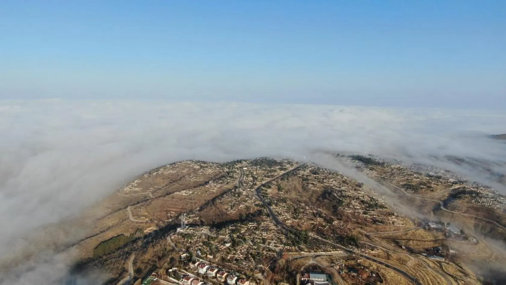 Elazığ'da Yoğun Sis: Harput'ta Kartpostallık Görüntüler!
