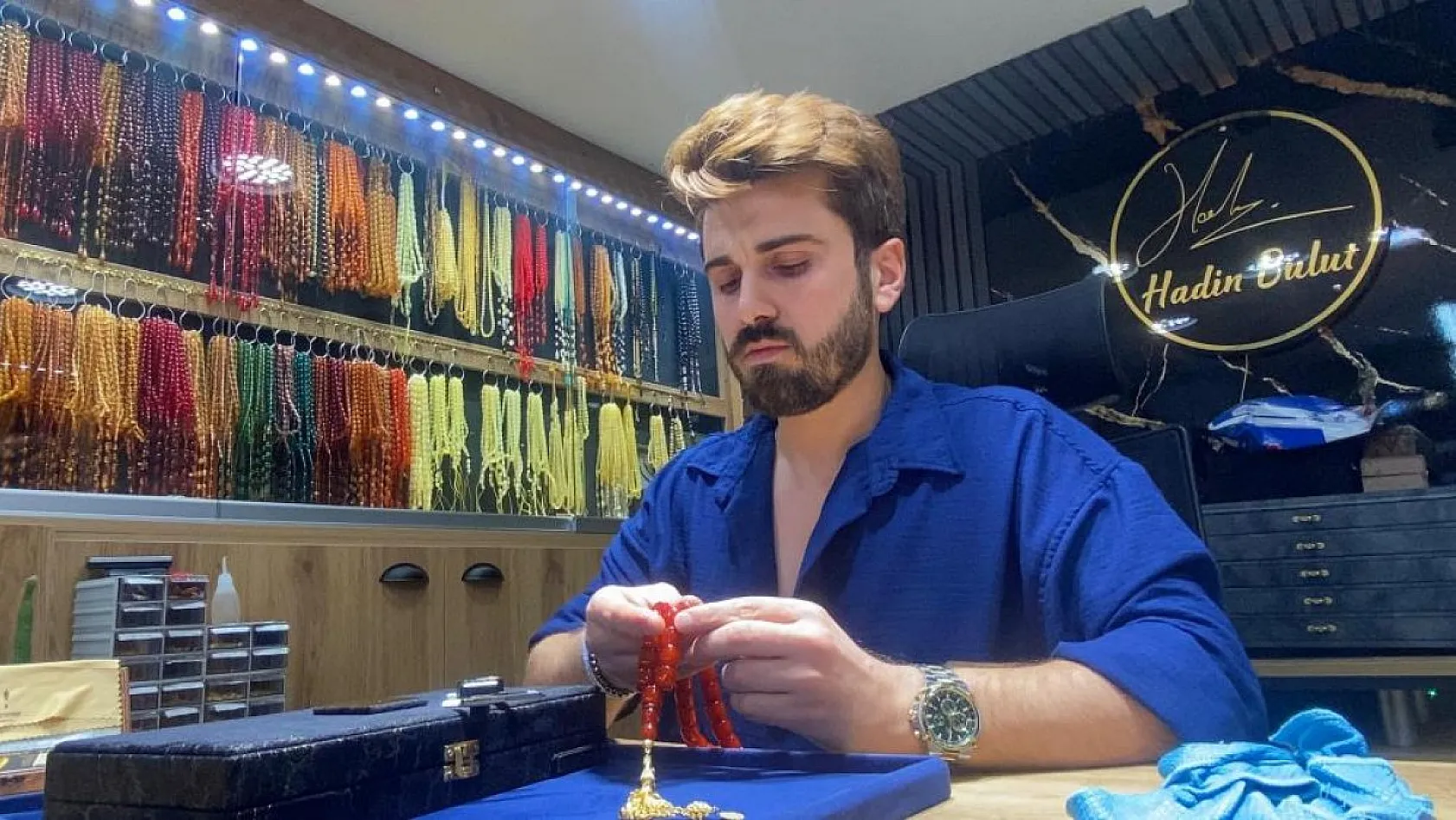 Elazığ'da El Yapımı, Altın Püsküllü Osmanlı Tespihler Göz Kamaştırıyor!