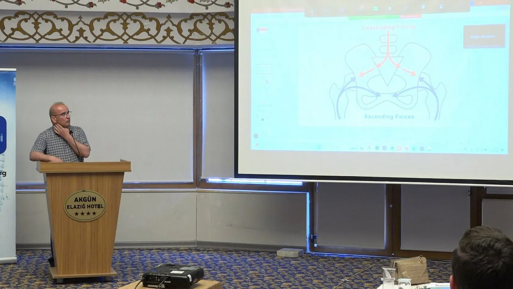 Elazığ'da Sağlıkta Bilimsel İşbirliği: Doğu Anadolu Romatoloji Derneği'nden Eğitim Kampı!