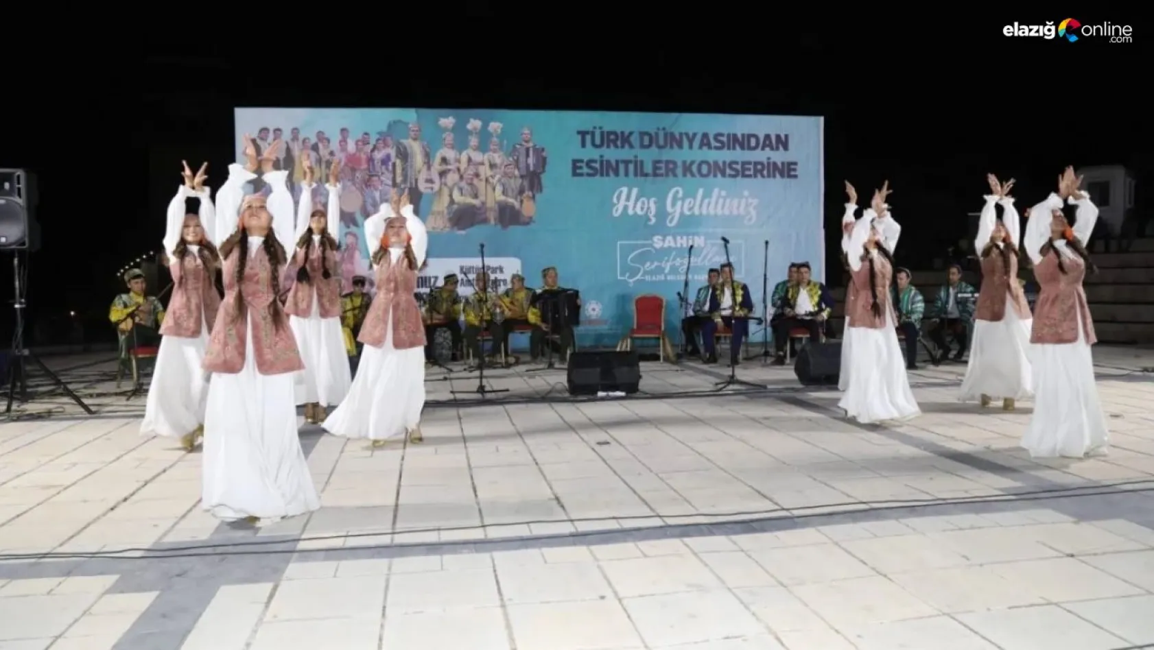 'Türk dünyasından esintiler' konserine Elazığlılardan yoğun ilgi