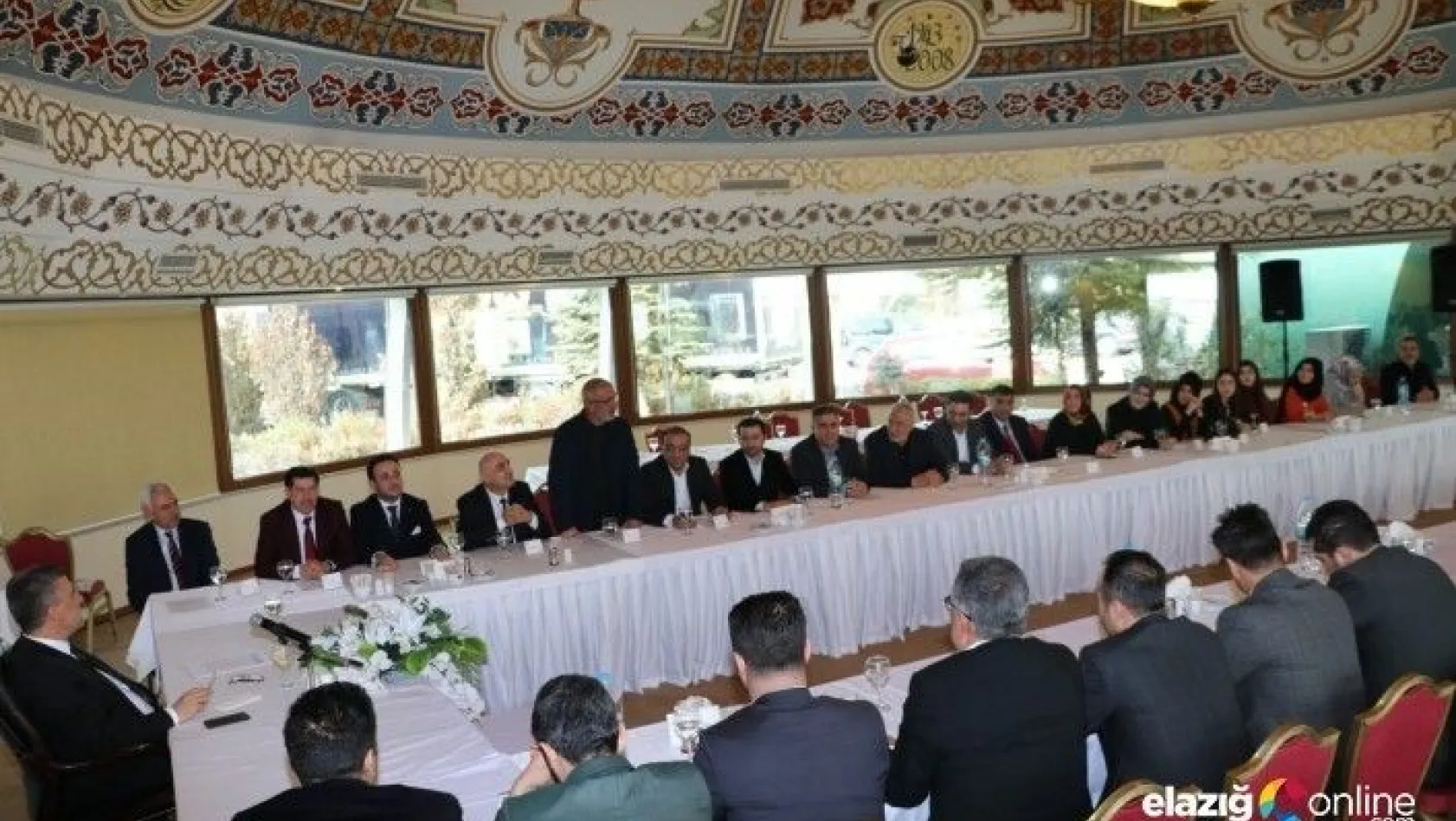 AK Parti Elazığ İl Teşkilatının yeni yönetimi tanıtıldı