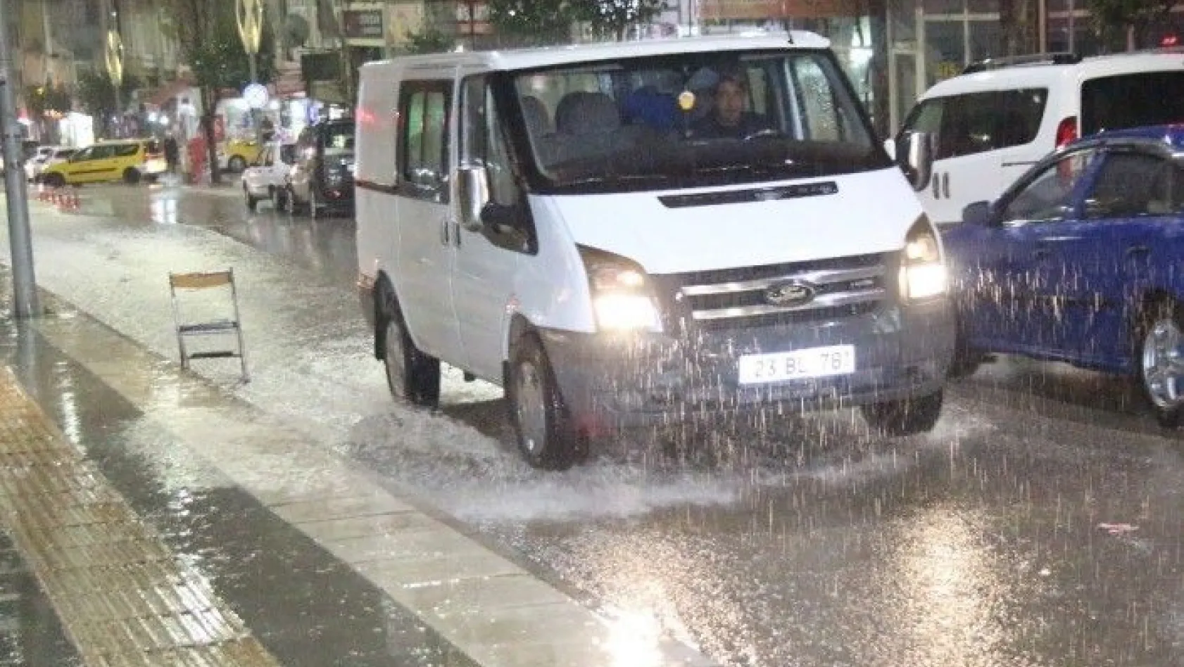 Elazığ'da kuvvetli yağış etkisini gösteriyor