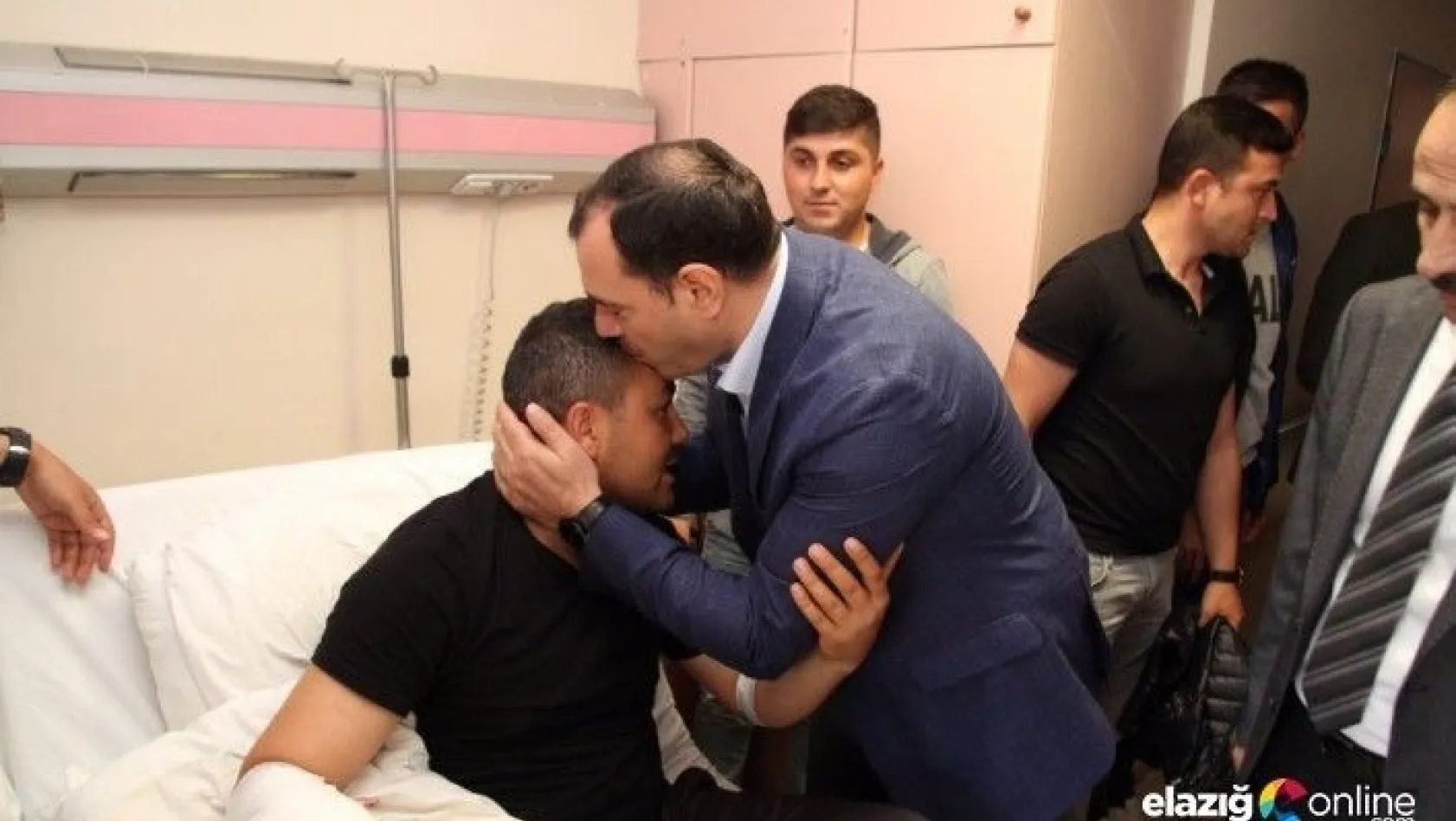 Vali Kaldırım, Tunceli'de yaralanan askerleri ziyaret etti