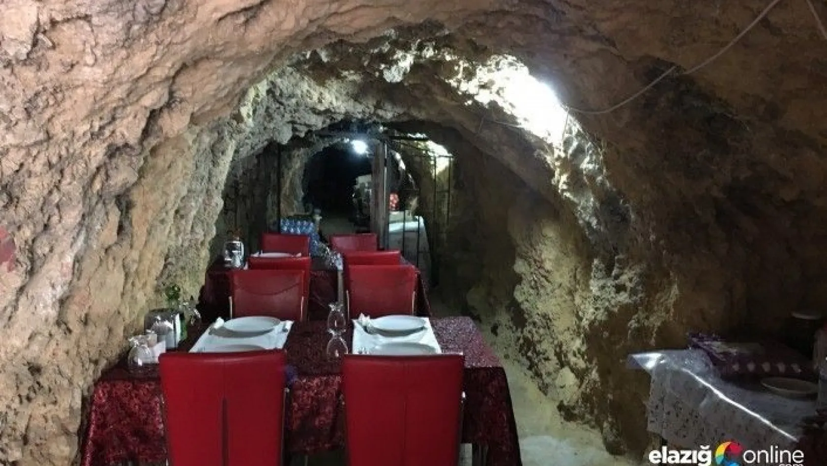 420 metrelik mağaradan lokanta, yazın soğuk, kışın sıcak