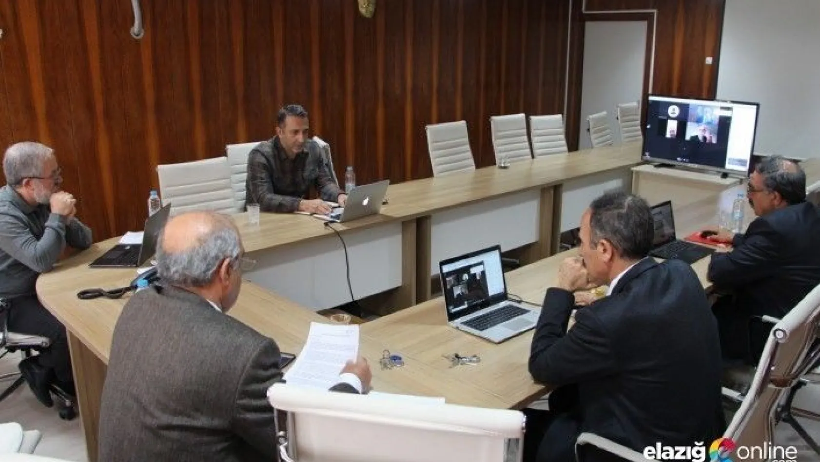 Fırat Üniversitesinde telekonferanslı toplantı