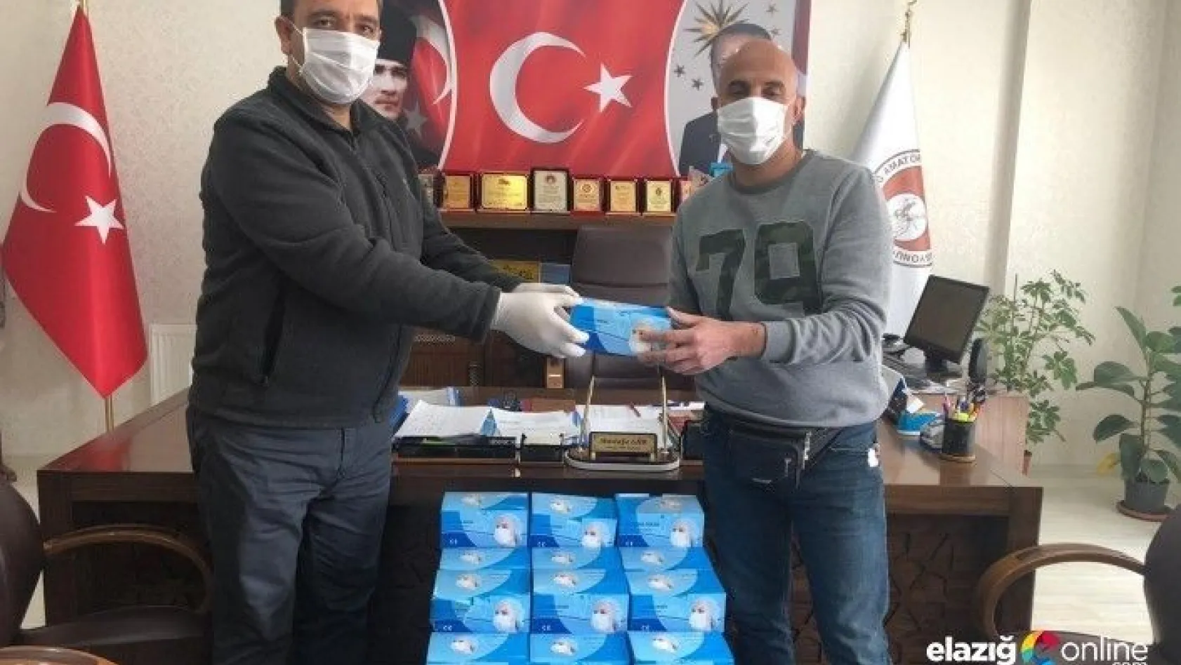 Elazığ'da, spor kulüplerine 7 bin maske