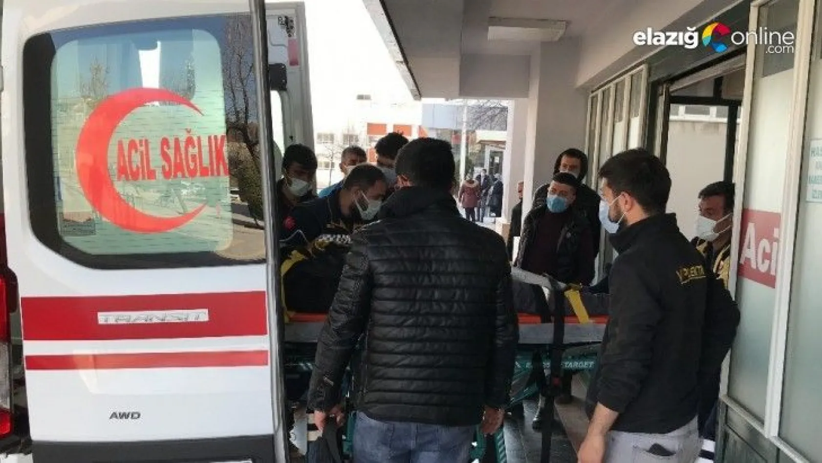 Elazığ'da 3. kattan düşen işçi ağır yaralandı
