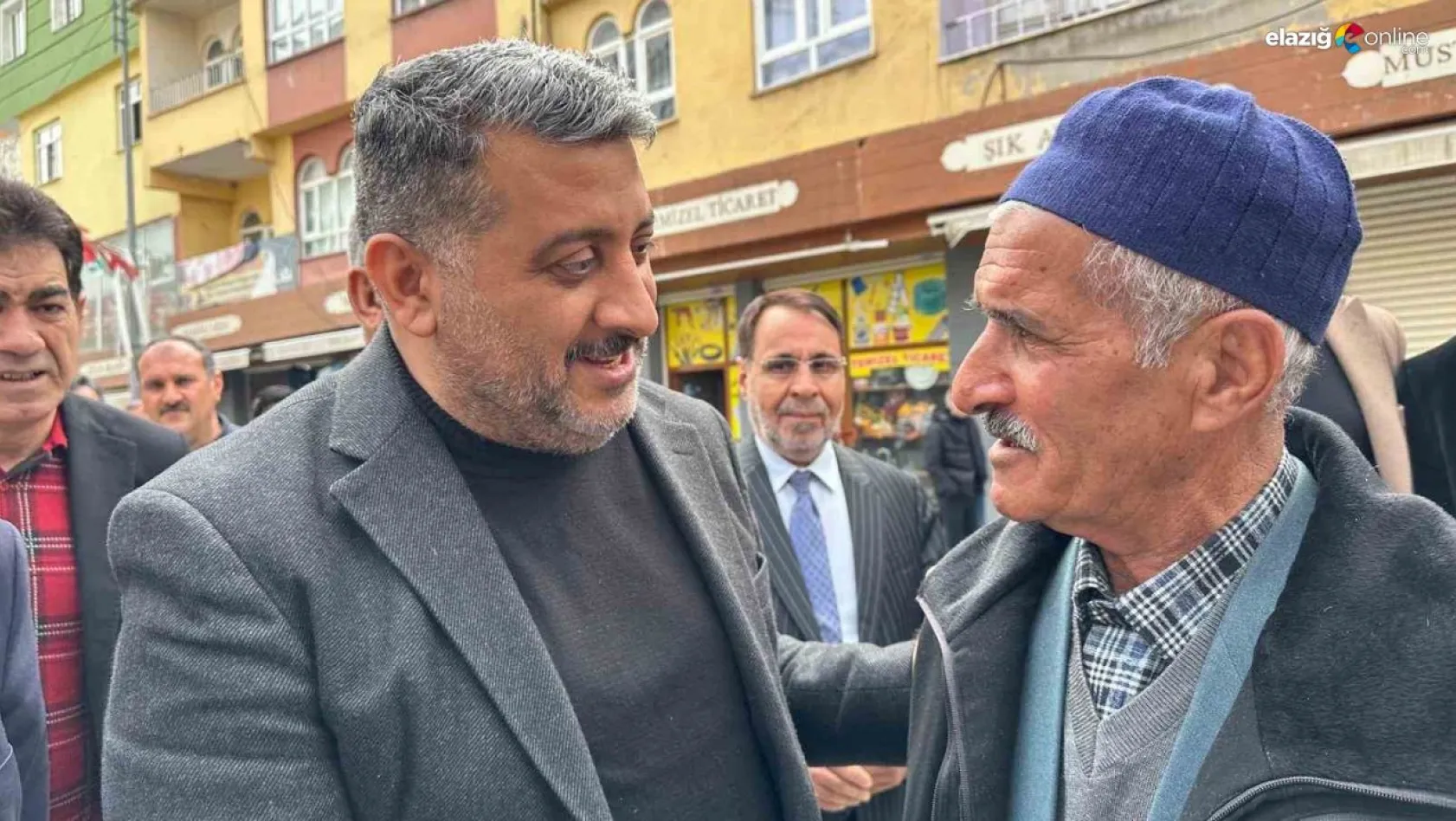 AK Parti Diyarbakır'da 7'den 70'e her gönüle dokunuyor