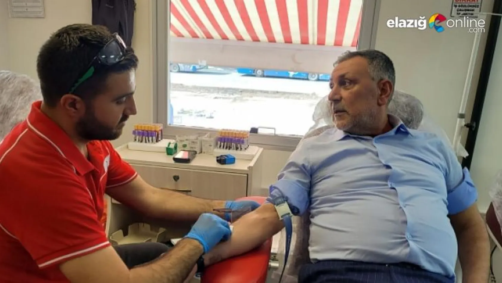 AK Parti İl Teşkilatından kan bağışı