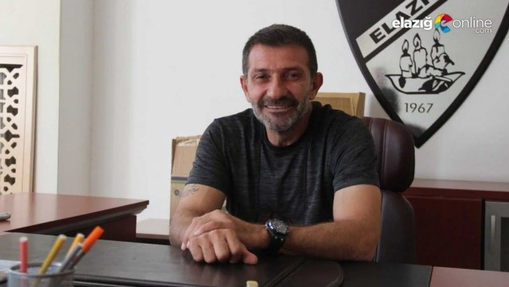 Cafer Aydın, takımla sözleşme imzalamak için Elazığ'a geldi