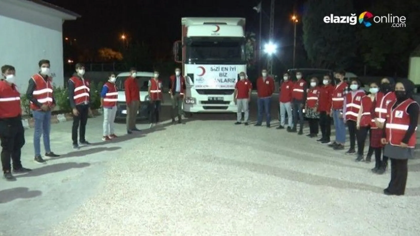 Deprem bölgesi Elazığ'dan İzmir'e yardım sürüyor